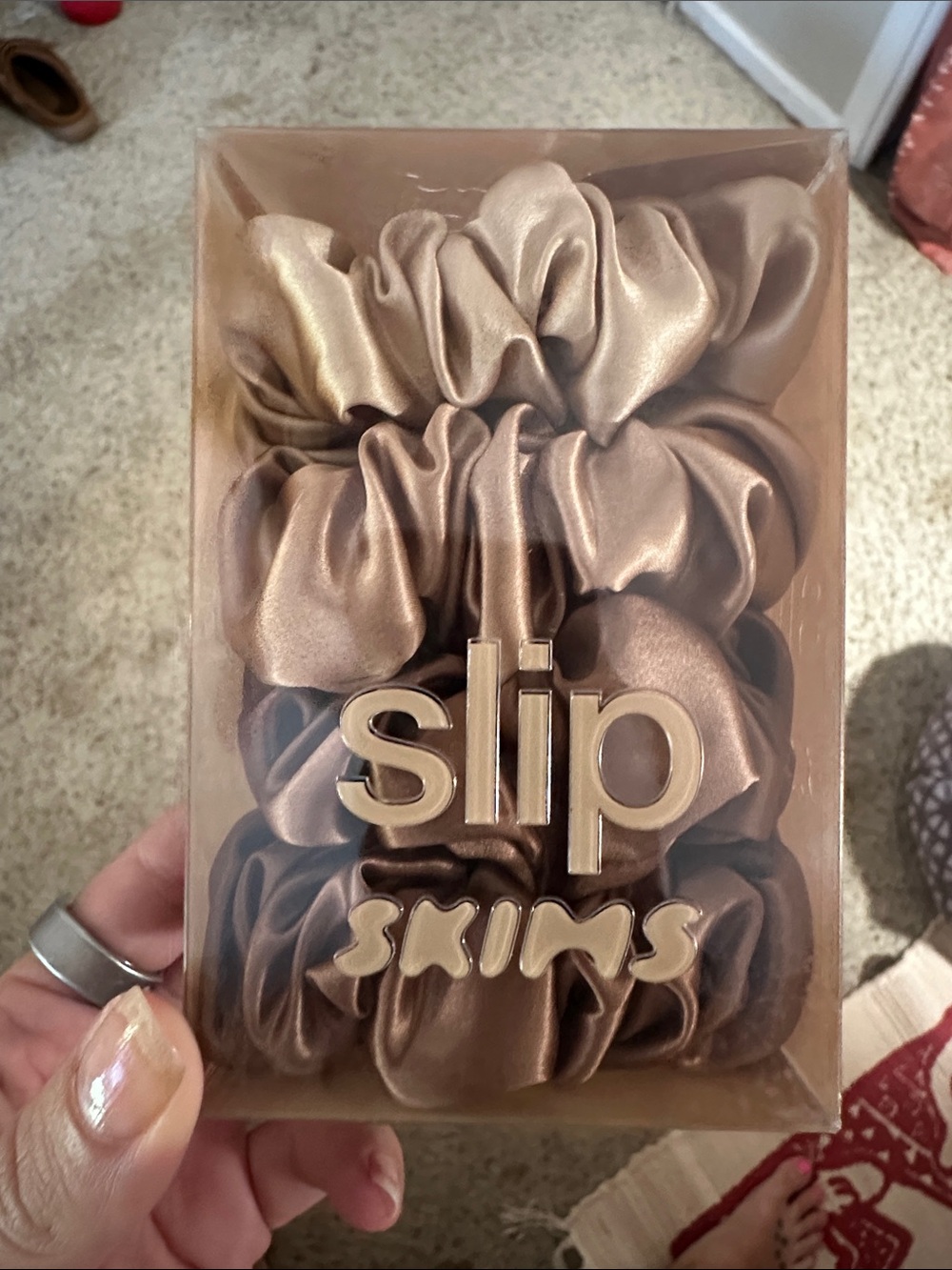 SKIMS Satin Scrunchie Set in Bronze